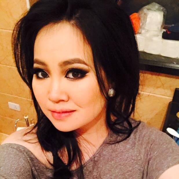 Твиттeрийн хатан хаан А.Урангоогийн хөл хүнд төрх